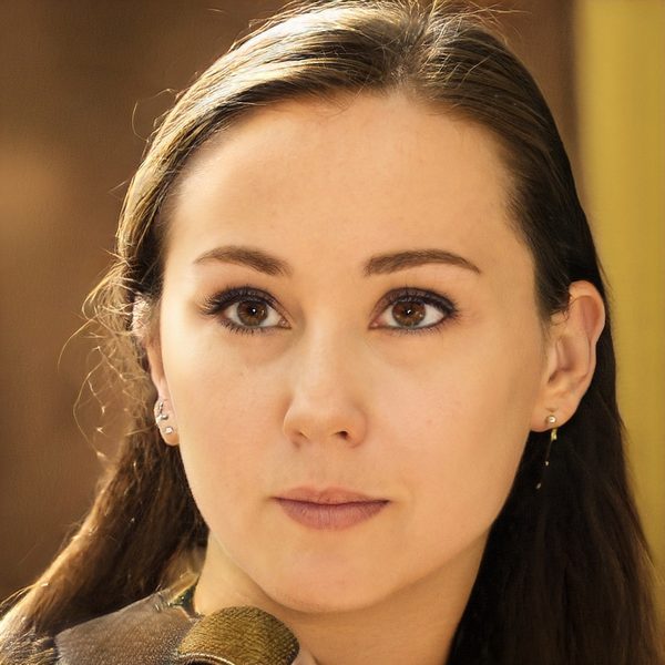 Le piercing à l'oreille : douleur, soins et réactions courantes